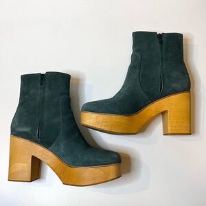 Charlotte Stone Paz Suede Boots Size 10